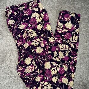 Lularoe Flower Leggings Size Tall & Curvy (12-18)